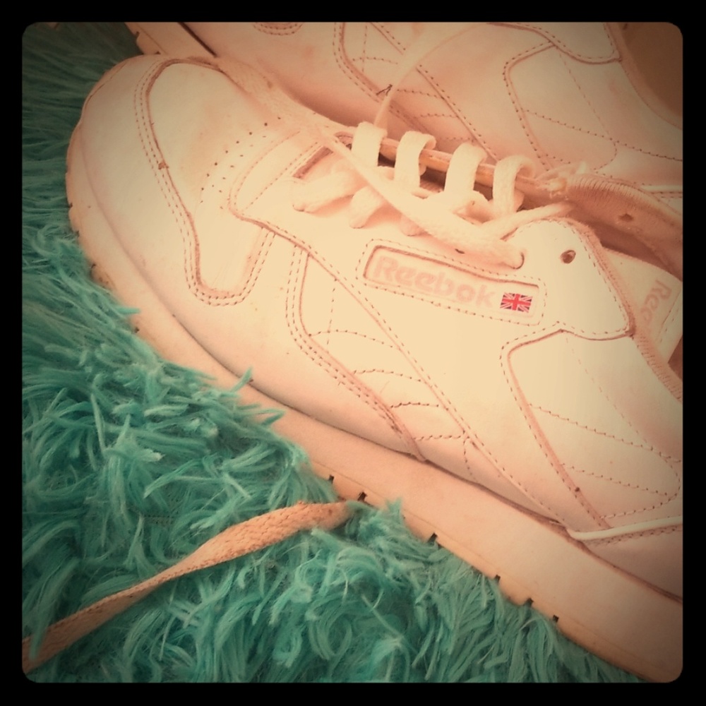 Reebok Classics size 7 and a half women's